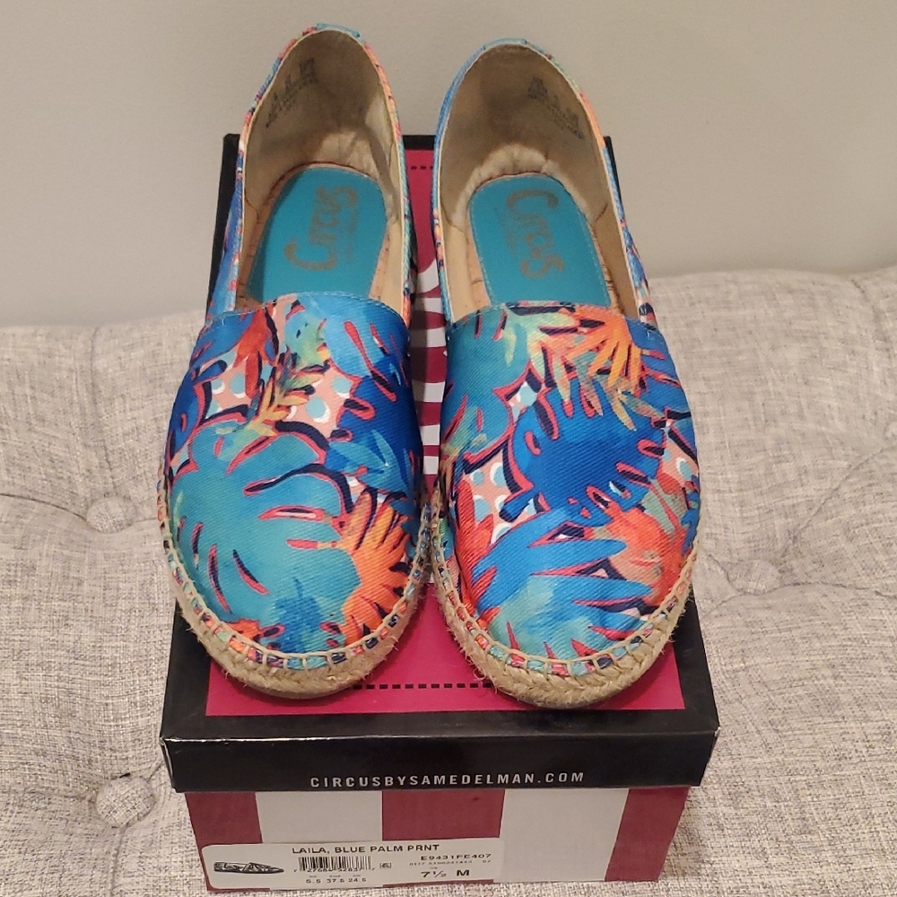 Circus by Sam Edelman Women's Blue Palm Print Espadrilles